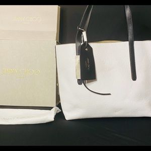 Jimmy chop East west tote bag white/black